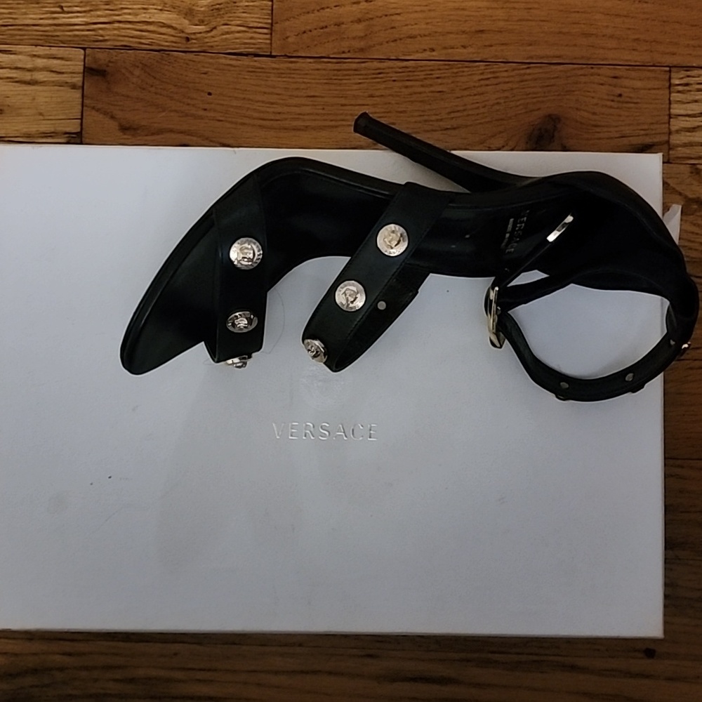 Versace Sandals - Picture 3 of 4